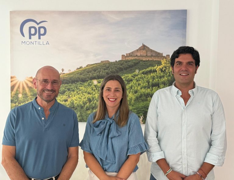 EL PP DENUNCIA LA IMPROVISACIÓN DEL PSOE EN LA GESTIÓN DEL CAMIÓN SINIESTRADO Y LA PÉRDIDA DE FONDOS PARA EL ARREGLO DE CALLES Y CAMINOS